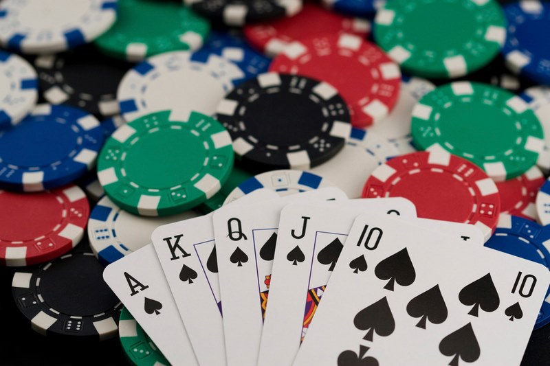 Cách chơi Poker - Vòng 2 Flop
